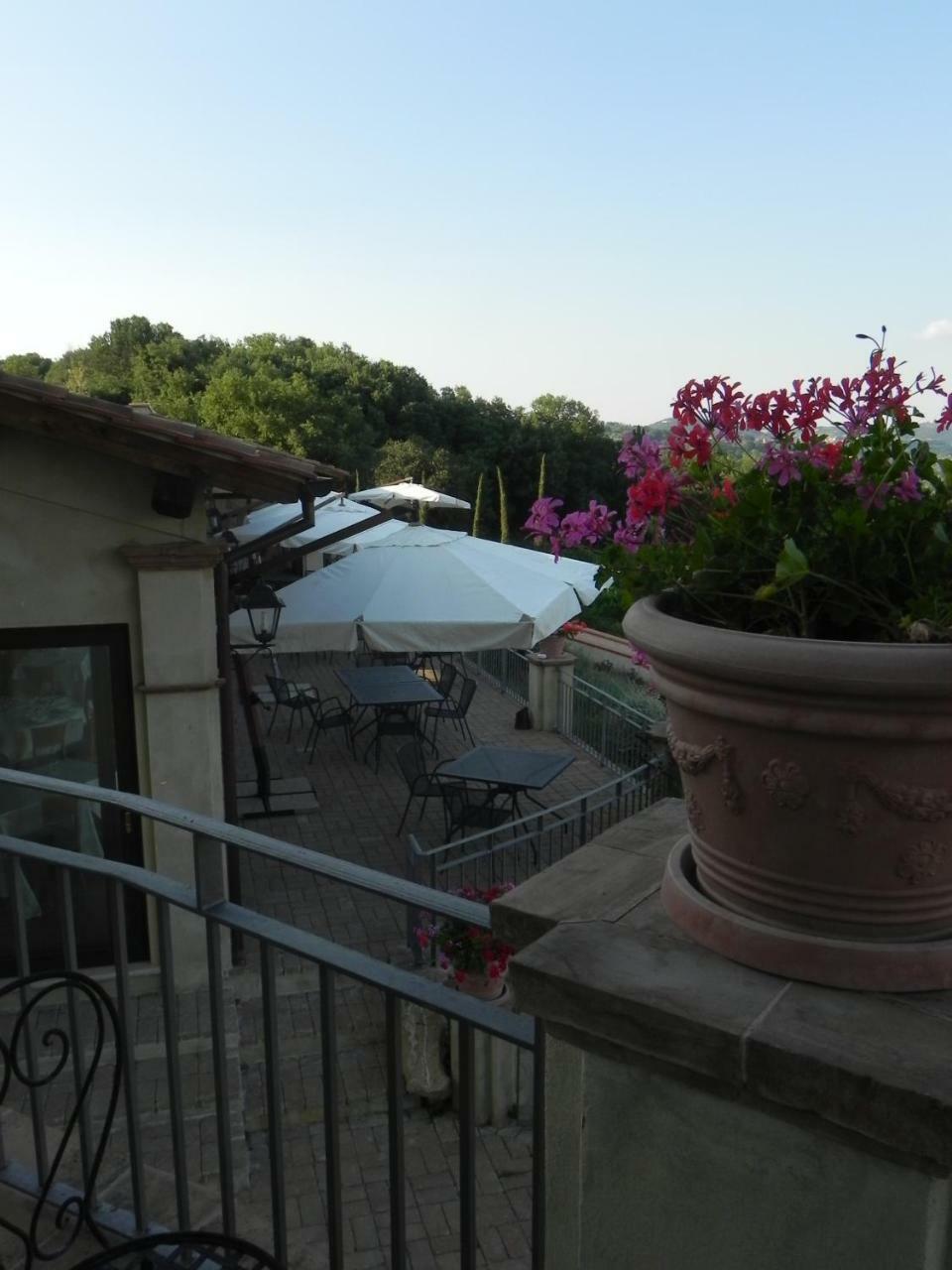 Tenuta Pizzogallo Амелиа Екстериор снимка